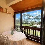 Appartement, Animaux Acceptes - Vue Piscine Et - Fr-1-379-187 *