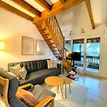 Appartement, Animaux Acceptes - Vue Piscine Et - Fr-1-379-187
