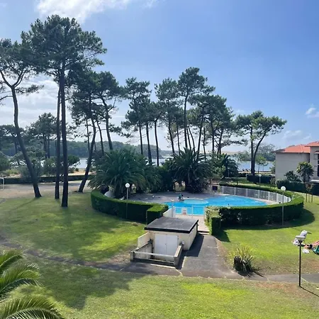 Appartement, Animaux Acceptes - Vue Piscine Et - Fr-1-379-187