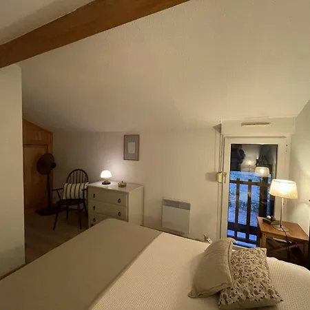 Appartement, Animaux Acceptes - Vue Piscine Et - Fr-1-379-187 *