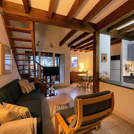 Appartement, Animaux Acceptes - Vue Piscine Et - Fr-1-379-187 Apartman