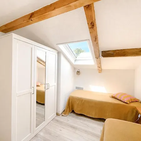 Appartement, Animaux Acceptes - Vue Piscine Et - Fr-1-379-187 *